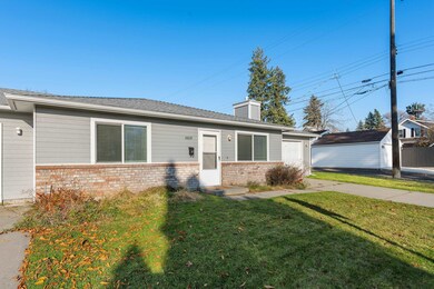 1020 W Lacrosse Ave unit 1022 W Lacrosse Ave, Spokane, WA 99205 - photo 3
