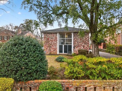 3668 Kingsboro Rd NE unit 9, Atlanta, GA 30319 - photo 4