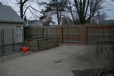 108 Robinson St, North Tonawanda, NY 14120 - photo 5