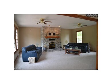 10870 Crestwood Dr, Willoughby, OH 44094 - photo 3