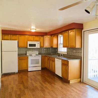 24 Pelham Rd, Hudson, NH 03051 - photo 7