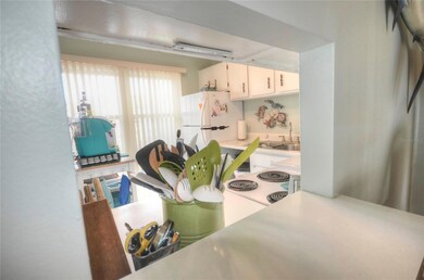 717 S Beach St unit 207C, Daytona Beach, FL 32114 - photo 5