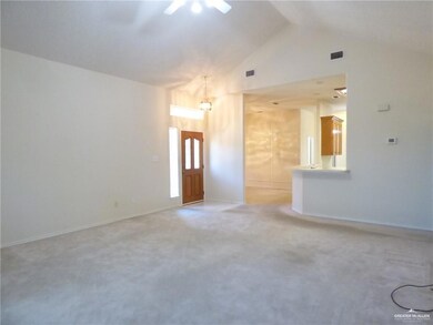 247 Karen Dr, Alamo, TX 78516 - photo 2
