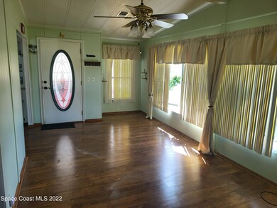 912 Evergreen St, Sebastian, FL 32976 - photo 6