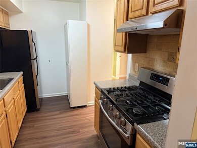 65 Fairview St unit 2C, Palisades Park, NJ 07650 - photo 7