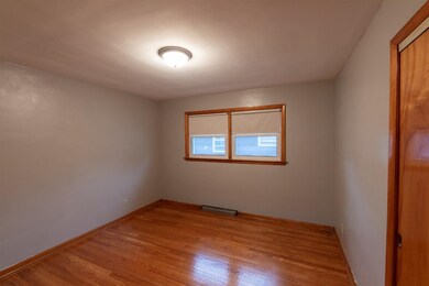 3449 Franklin St, Highland, IN 46322 - photo 6