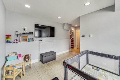 481 E Park Ave, Elmhurst, IL 60126 - photo 5