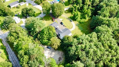 81 Mitchell St, Mechanic Falls, ME 04256 - photo 3