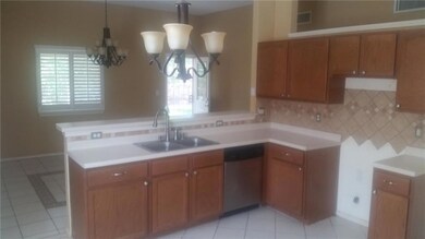 14252 Desert Fire Ct, Horizon City, TX 79928 - photo 5