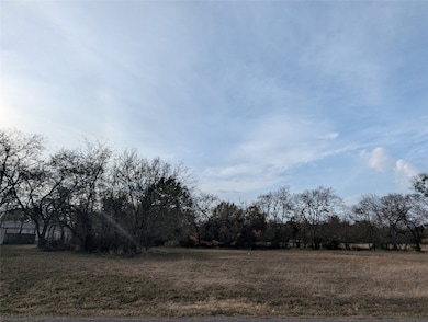 815 Seven Oaks Rd, Bonham, TX 75418 - photo 2