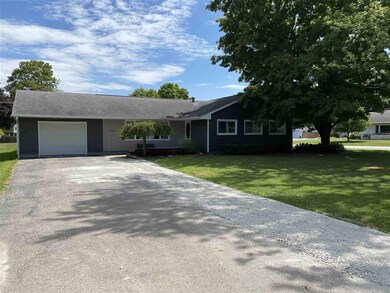 831 Elm Dr, Bluffton, IN 46714 - photo 7