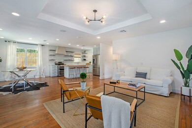 768 W 42nd St, Houston, TX 77018 - photo 7