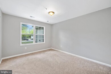 11551 Dunloring Dr, Upper Marlboro, MD 20774 - photo 7