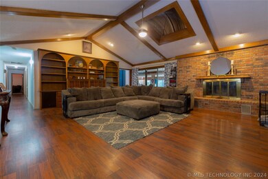 1905 Cardinal Ln, McAlester, OK 74501 - photo 5