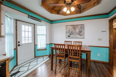 117 W Calico Dr, Raymore, MO 64083 - photo 5