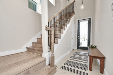 406 Marathon Oak Place, Houston, TX 77018 - photo 5