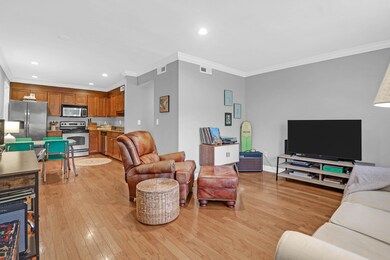 Living Room/Kitchen
