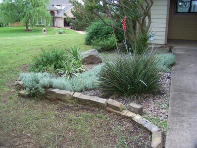 1921 Tanglewood Blvd, Pottsboro, TX 75076 - photo 3