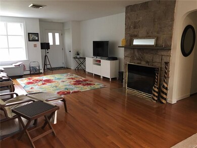 2434 W Greenleaf St, Allentown, PA 18104 - photo 3