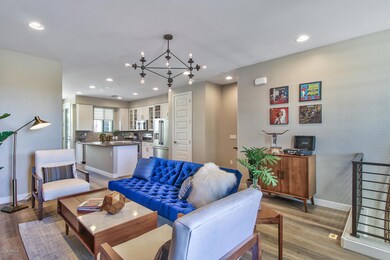 4236-n-27th-unit-21-18