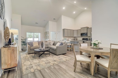 Stillpointe Dr-007 (2)