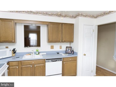 2567 Madison Ave, Bethlehem, PA 18017 - photo 4