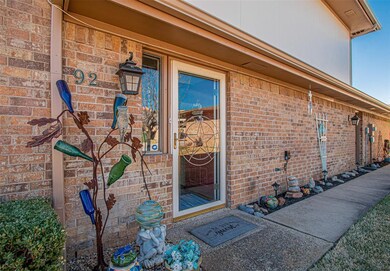 92 Morrow Dr, Bedford, TX 76021 - photo 3