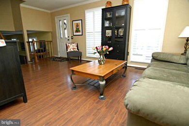 10213 Snowden Rd, Laurel, MD 20708 - photo 2