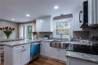 20 Maplewood Dr, Coventry, RI 02816 - photo 5