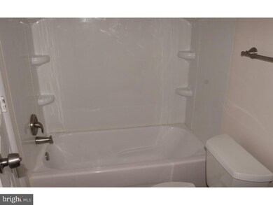 428A Willow Turn unit 428A, Mount Laurel, NJ 08054 - photo 4