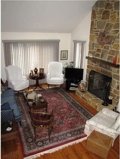 524 Beech Tree Ln, Hockessin, DE 19707 - photo 2