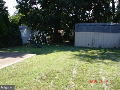 159 W Garrison Rd, Brookhaven, PA 19015 - photo 4