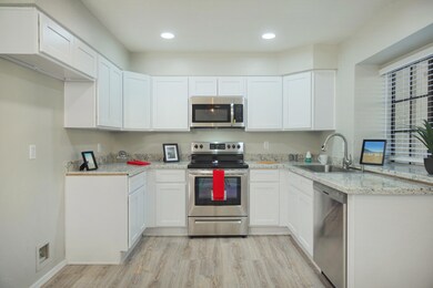 921WUniversity1216-008