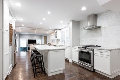 21 S Columbia St, Naperville, IL 60540 - photo 6