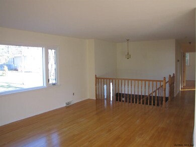 3104 E Old State Rd, Schenectady, NY 12303 - photo 7