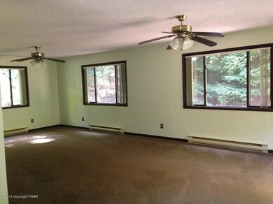 125 Whitetail Ln, Lake Ariel, PA 18436 - photo 3