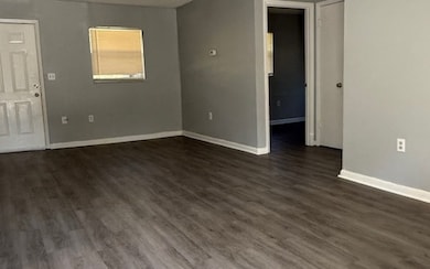 177 SW Pizarro Place, Lake City, FL 32025 - photo 2