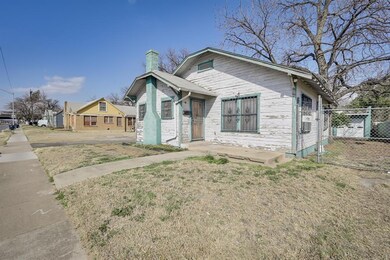 162 N Riverside Dr, Fort Worth, TX 76111 - photo 4