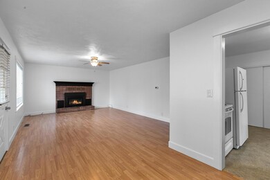 2020_11_14_445_ne_emerson_ave-7