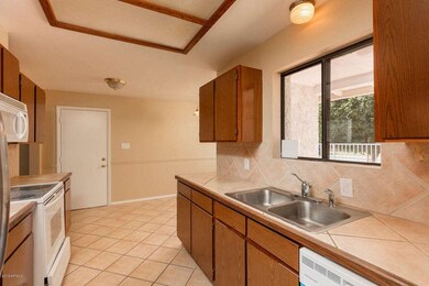 621 S Toltec, Mesa, AZ 85204 - photo 3