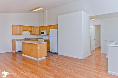 [photo 2279665] LivingDining Room