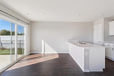 1016 35th St SW, Altoona, IA 50009 - photo 6