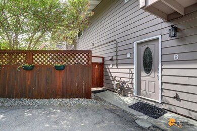 6418 Carlos Ct, Anchorage, AK 99504 - photo 5