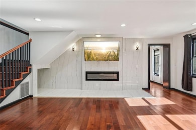 1689 Derry Ave SW, Atlanta, GA 30310 - photo 5