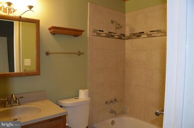1502 Lowell Ct, Crofton, MD 21114 - photo 7