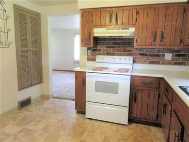 Additional view of kitchen.