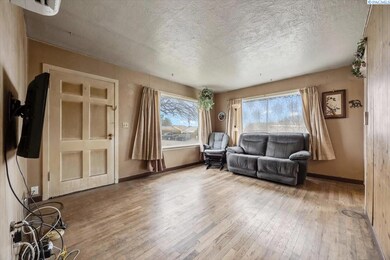 401 S Larch St, Kennewick, WA 99336 - photo 6