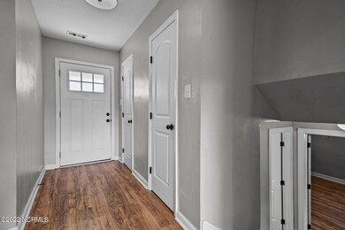 508 Tower Dr, Jacksonville, NC 28546 - photo 4