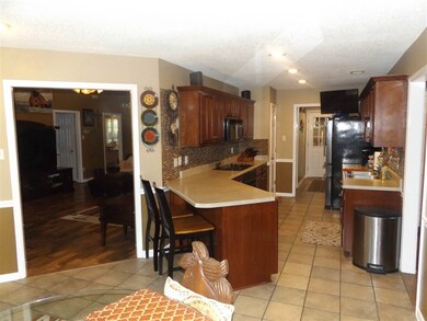 90 Country Forest Dr, Oakland, TN 38060 - photo 6