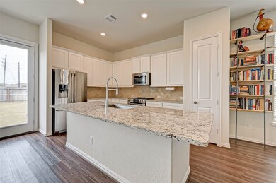 22762 Sutherland Bend Ln, Richmond, TX 77469 - photo 3